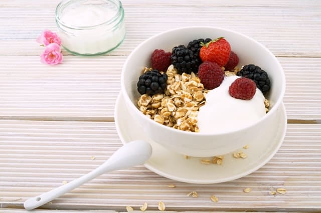 oatmeal with fruits